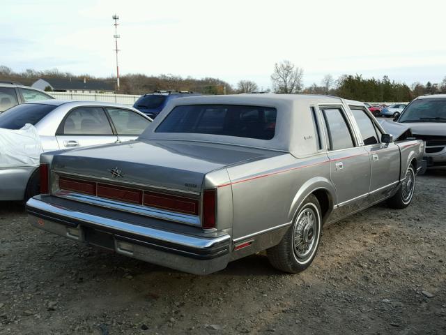 1LNBP96F5EY610338 - 1984 LINCOLN TOWN CAR SILVER photo 4