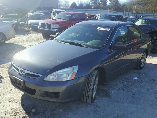 1HGCM56747A017778 - 2007 HONDA ACCORD EX GRAY photo 2