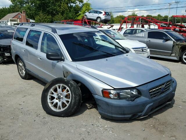 YV1SZ59H741135491 - 2004 VOLVO XC70 SILVER photo 1