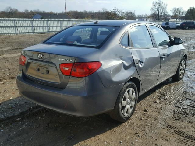 KMHDU46D48U411893 - 2008 HYUNDAI ELANTRA GL GRAY photo 4