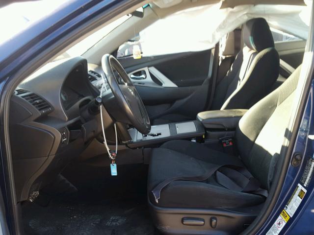 4T1BE46K09U297587 - 2009 TOYOTA CAMRY BASE ლურჯი ფოტო 5