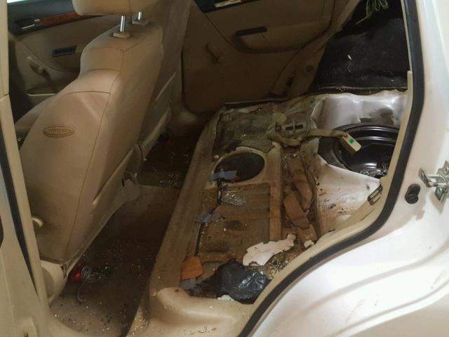 KL1TD66E59B625395 - 2009 CHEVROLET AVEO LS WHITE photo 6