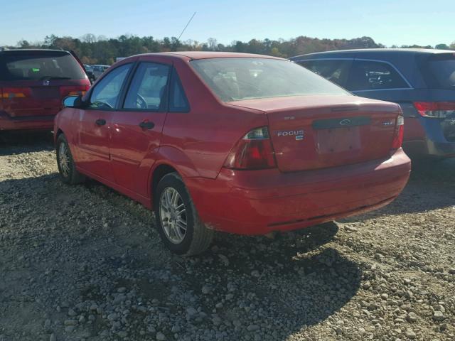 1FAFP34N65W140836 - 2005 FORD FOCUS ZX4 RED photo 3