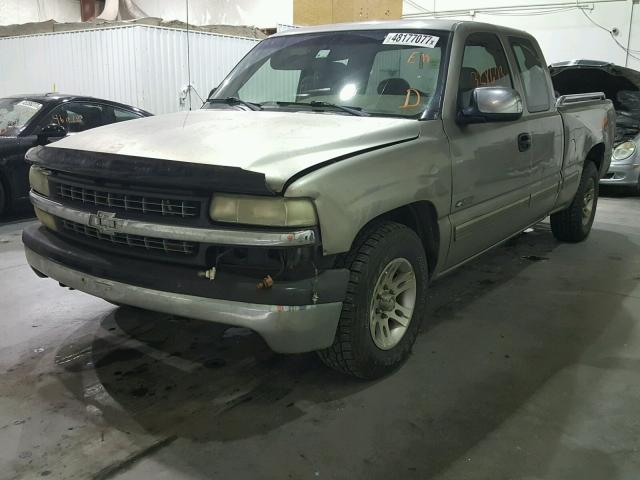 1GCEC19V1YZ357759 - 2000 CHEVROLET SILVERADO TAN photo 2