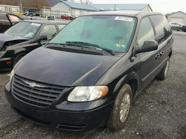 1C4GP45R95B361666 - 2005 CHRYSLER TOWN & COU BLACK photo 2