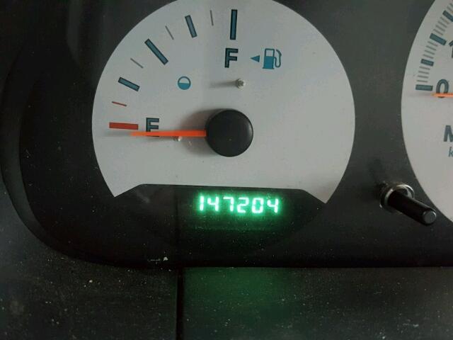 1C4GP45R95B361666 - 2005 CHRYSLER TOWN & COU 黑色 照片 8