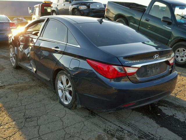 5NPEC4AC3DH614871 - 2013 HYUNDAI SONATA SE GRAY photo 3