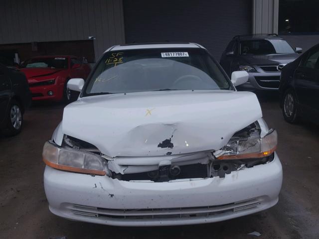 1HGCG16581A045069 - 2001 HONDA ACCORD EX WHITE photo 9