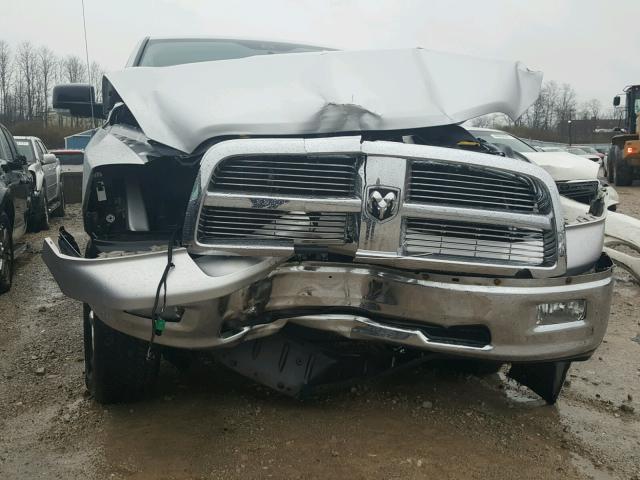 1D7RV1CT7AS117879 - 2010 DODGE RAM 1500 SILVER photo 9