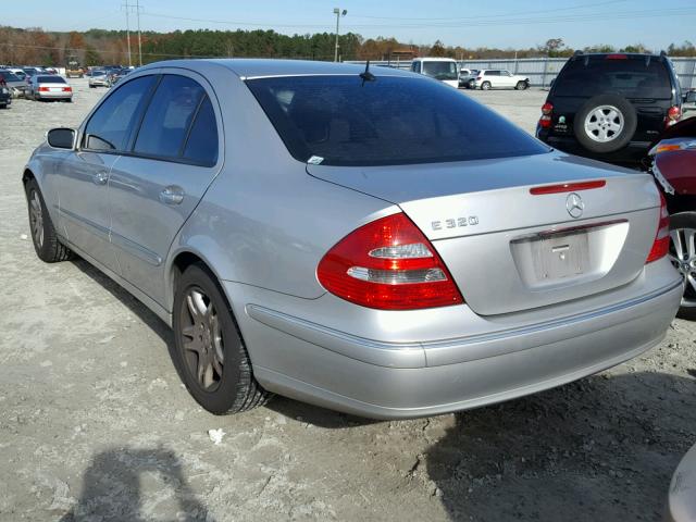 WDBUF65J53A131412 - 2003 MERCEDES-BENZ E 320 SILVER photo 3