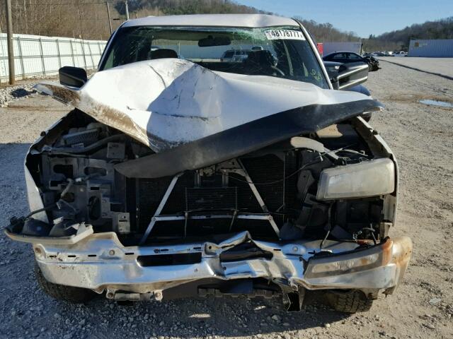 1GCHC23U26F110588 - 2006 CHEVROLET SILVERADO WHITE photo 7