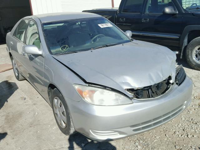 4T1BE32K43U766526 - 2003 TOYOTA CAMRY LE ვერცხლისფერი ფოტო 1