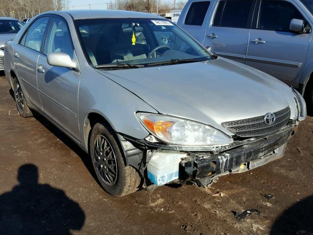 4T1BE32K14U343999 - 2004 TOYOTA CAMRY LE ვერცხლისფერი ფოტო 1