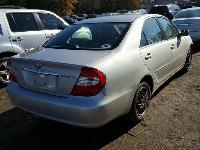 4T1BE32K14U343999 - 2004 TOYOTA CAMRY LE ვერცხლისფერი ფოტო 4