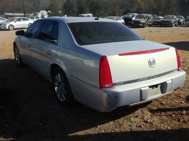 1G6KD57986U138565 - 2006 CADILLAC DTS SILVER photo 3