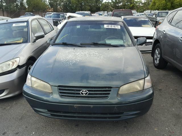 JT2BG22K5X0309366 - 1999 TOYOTA CAMRY LE GREEN photo 9