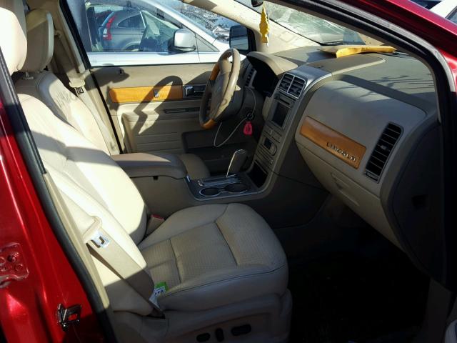 2LMDU88C67BJ13558 - 2007 LINCOLN MKX RED photo 5