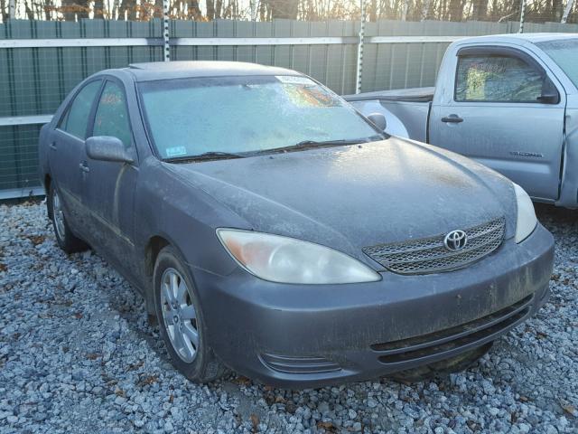 4T1BF30K02U504937 - 2002 TOYOTA CAMRY LE 灰色 照片 1