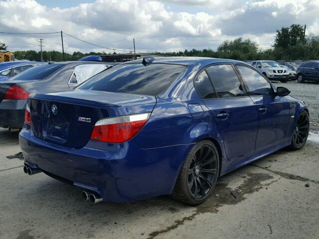 WBSNB935X6B584571 - 2006 BMW M5 BLUE photo 4