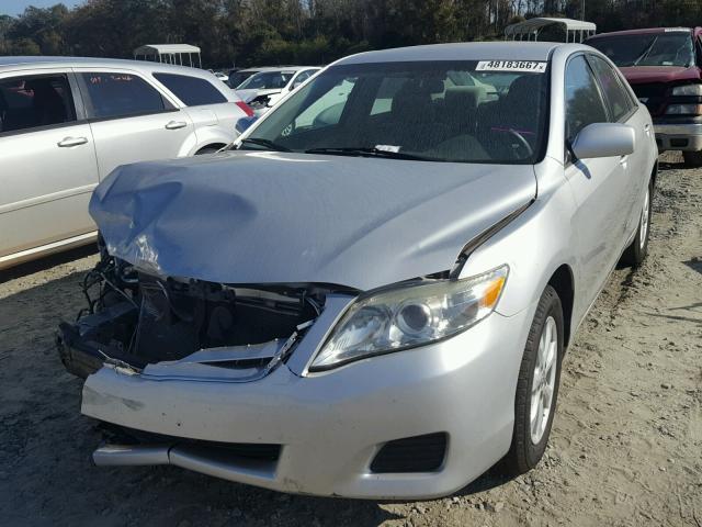 4T1BF3EKXBU753285 - 2011 TOYOTA CAMRY BASE SILVER photo 2