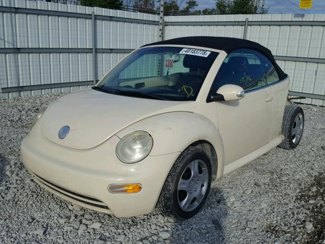 3VWBM31Y34M351813 - 2004 VOLKSWAGEN NEW BEETLE 白色 照片 2