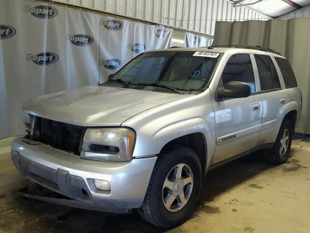 1GNDS13S142126965 - 2004 CHEVROLET TRAILBLAZE SILVER photo 2