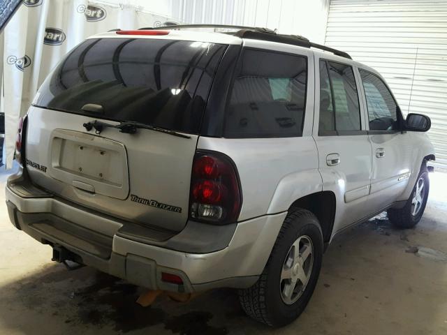 1GNDS13S142126965 - 2004 CHEVROLET TRAILBLAZE SILVER photo 4