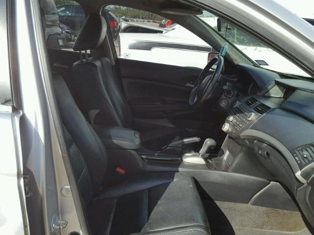 1HGCP2F61BA061727 - 2011 HONDA ACCORD SE SILVER photo 5