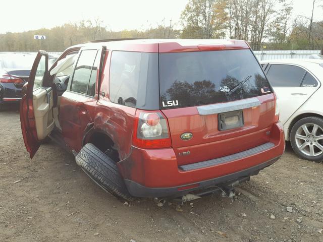 SALFP24N78H044929 - 2008 LAND ROVER LR2 SE RED photo 3