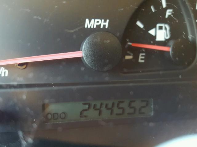 4T1BE32K22U608877 - 2002 TOYOTA CAMRY LE 黑色 照片 8