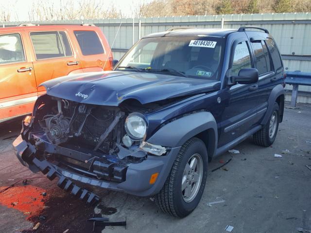 1J4GL48K95W518822 - 2005 JEEP LIBERTY SP BLUE photo 2