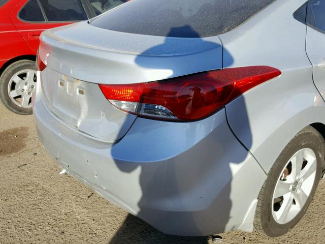 KMHDH4AE1CU183414 - 2012 HYUNDAI ELANTRA GL SILVER photo 9