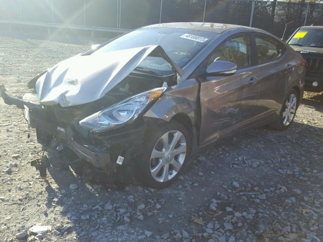 5NPDH4AE9DH164688 - 2013 HYUNDAI ELANTRA GL SILVER photo 9