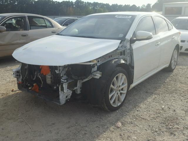 4T1BK1EB8DU013088 - 2013 TOYOTA AVALON BAS WHITE photo 2