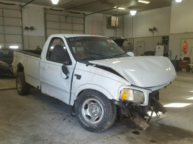 1FTRF18W12NA65384 - 2002 FORD F150 WHITE photo 1