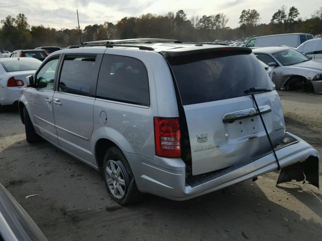 2A8HR54169R640265 - 2009 CHRYSLER TOWN & COU SILVER photo 3