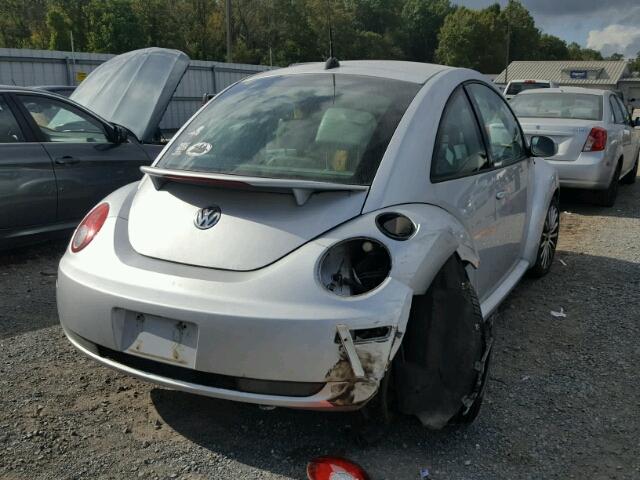 3VWRW31C87M510245 - 2007 VOLKSWAGEN NEW BEETLE 银色 照片 4