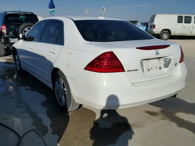 1HGCM56717A020217 - 2007 HONDA ACCORD EX WHITE photo 3