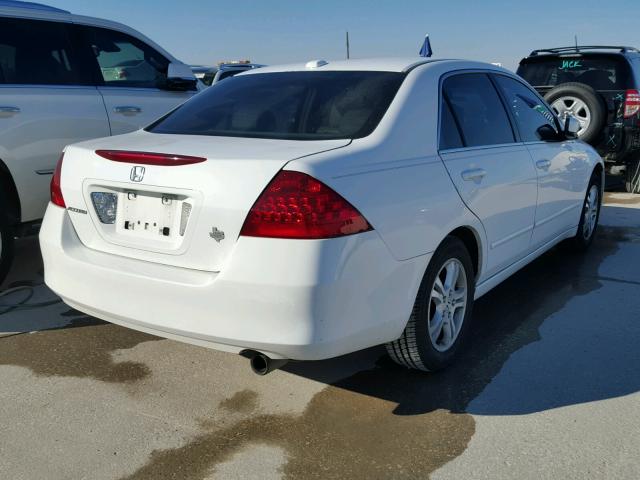 1HGCM56717A020217 - 2007 HONDA ACCORD EX WHITE photo 4