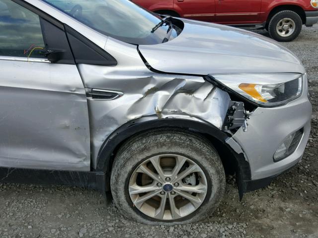 1FMCU9G9XHUB33648 - 2017 FORD ESCAPE SE 银色 照片 9