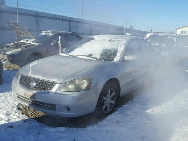 1N4BL11D26C115221 - 2006 NISSAN ALTIMA SE SILVER photo 2