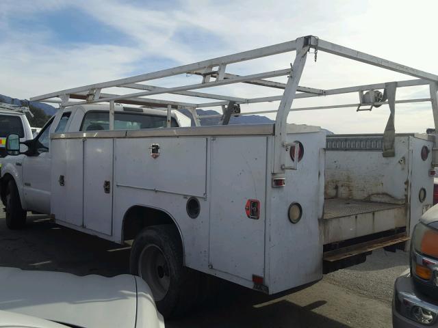 1FDWF36P86EB07108 - 2006 FORD F350 SUPER WHITE photo 3