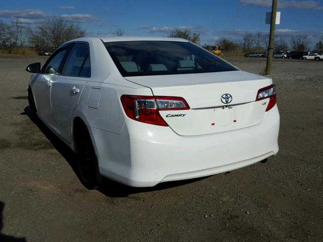 4T1BF1FK7CU565814 - 2012 TOYOTA CAMRY BASE WHITE photo 3