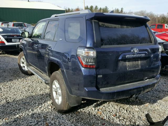 JTEBU5JRXH5417269 - 2017 TOYOTA 4RUNNER SR BLUE photo 3