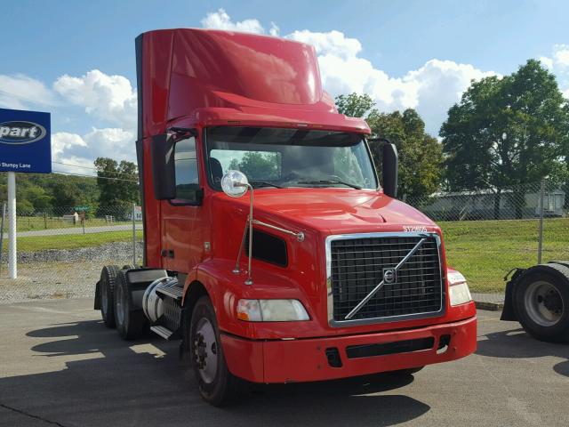 4V4MC9EG1DN131213 - 2013 VOLVO VN VNM RED photo 1