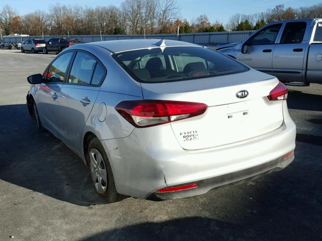 3KPFK4A74HE029074 - 2017 KIA FORTE LX SILVER photo 3