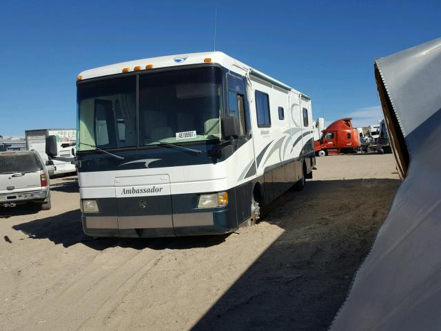 1RF12061511014074 - 2001 ROADMASTER RAIL EXECUTIVE/ Biały zdjęcie 2