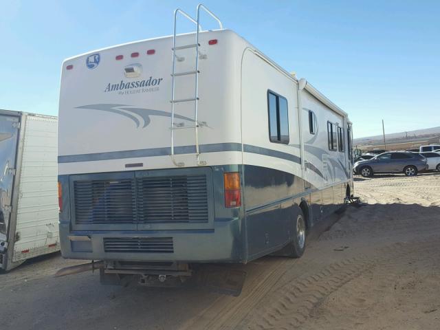 1RF12061511014074 - 2001 ROADMASTER RAIL EXECUTIVE/ Biały zdjęcie 4