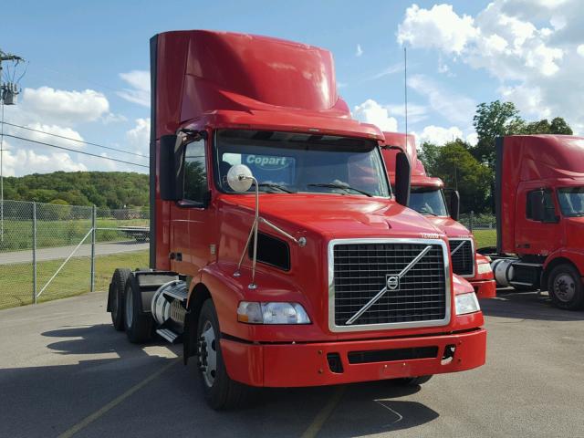 4V4MC9EG3DN131228 - 2013 VOLVO VN VNM RED photo 1