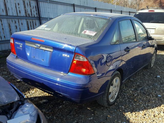 1FAHP34N66W117664 - 2006 FORD FOCUS ZX4 BLUE photo 4